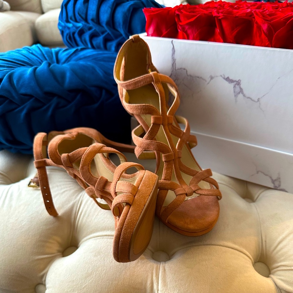Michael Kors Pink suede heels